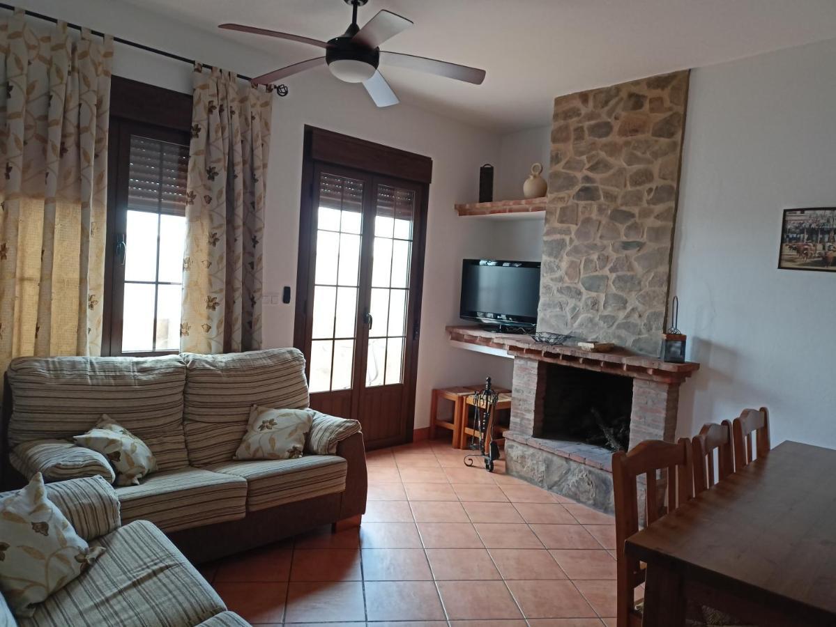 Segura de León Casa Rural La Fuente المظهر الخارجي الصورة
